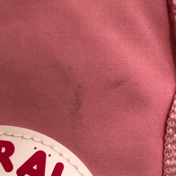 Fjallraven Kanken Backpack - Picture 9 of 10